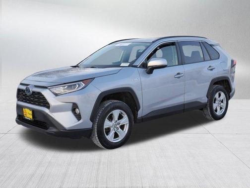 2020 Toyota RAV4 Hybrid XLE