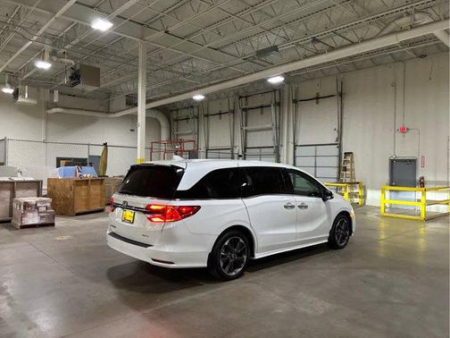 2022 Honda Odyssey Elite