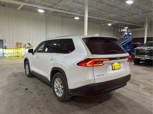 2025 Toyota Grand Highlander Hybrid XLE