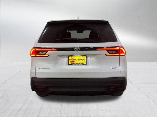 2025 Toyota Grand Highlander Hybrid XLE