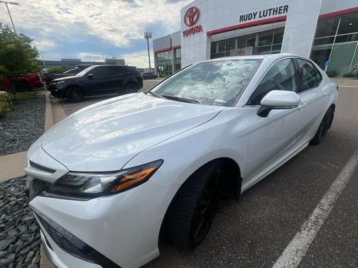 Wind Chill Pearl 2023 Toyota Camry XSE