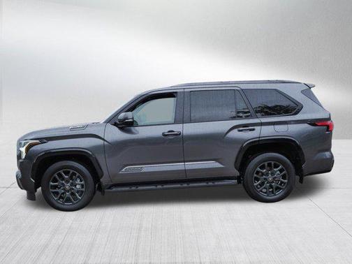 2025 Toyota Sequoia Platinum