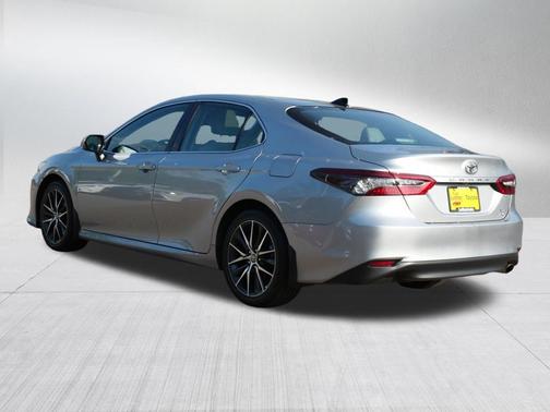 Celestial Silver Metallic 2024 Toyota Camry XLE