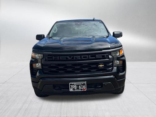 Black 2022 Chevrolet Silverado 1500 Custom