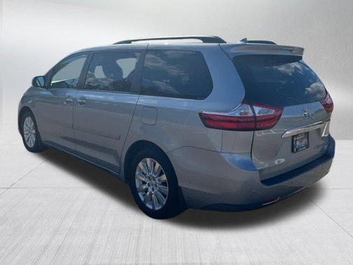 2016 Toyota Sienna Limited