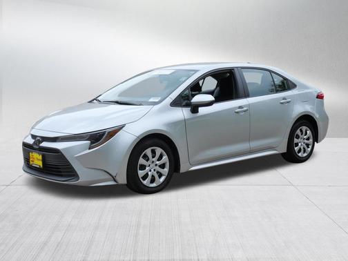 Classic Silver Metallic 2024 Toyota Corolla LE