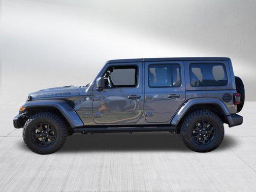 Granite Crystal Metallic Clearcoat 2019 Jeep Wrangler Unlimited Moab 4x4