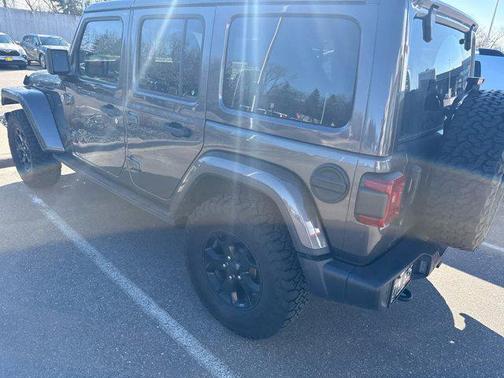 Granite Crystal Metallic Clearcoat 2019 Jeep Wrangler Unlimited Moab 4x4