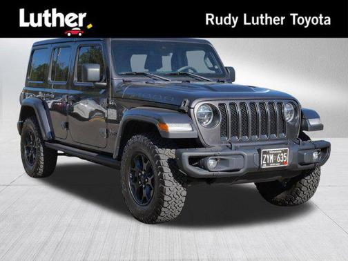 Granite Crystal Metallic Clearcoat 2019 Jeep Wrangler Unlimited Moab 4x4