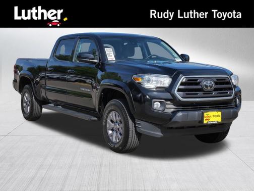 Midnight Black Metallic 2019 Toyota Tacoma SR5