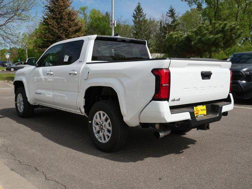Ice Cap 2026 Toyota Tacoma SR5