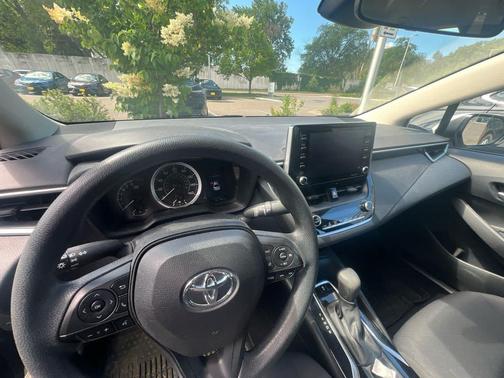 Super White 2021 Toyota Corolla LE