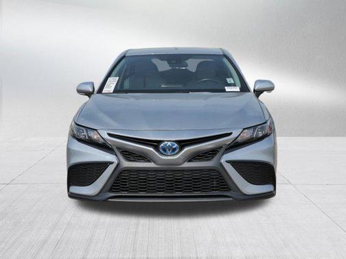 2024 Toyota Camry Hybrid SE