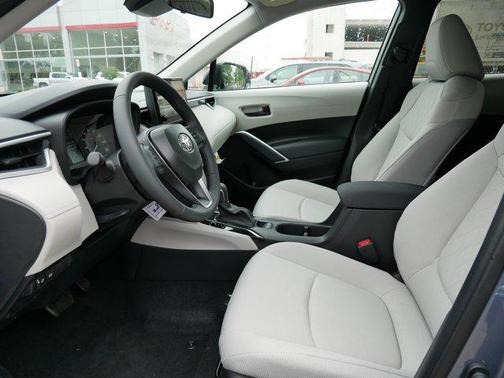 2025 Toyota Corolla Cross LE