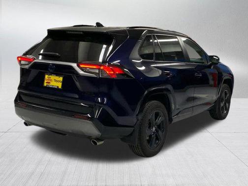 2021 Toyota RAV4 Hybrid SE