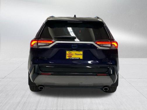 2021 Toyota RAV4 Hybrid SE