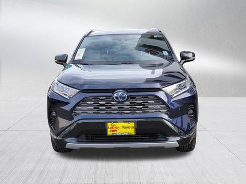 2021 Toyota RAV4 Hybrid SE