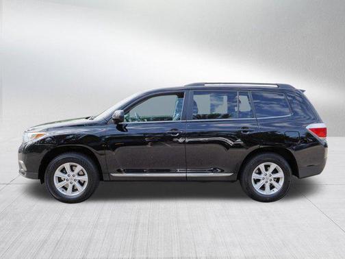 2013 Toyota Highlander SE