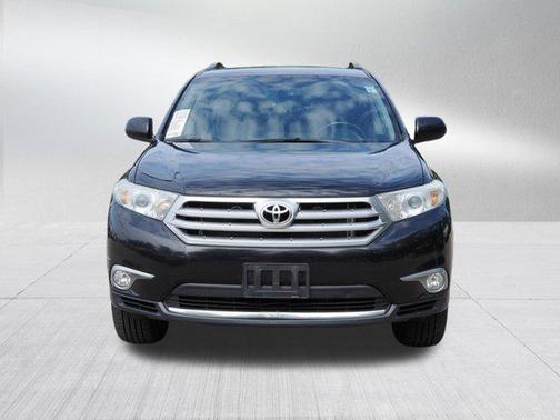 2013 Toyota Highlander SE