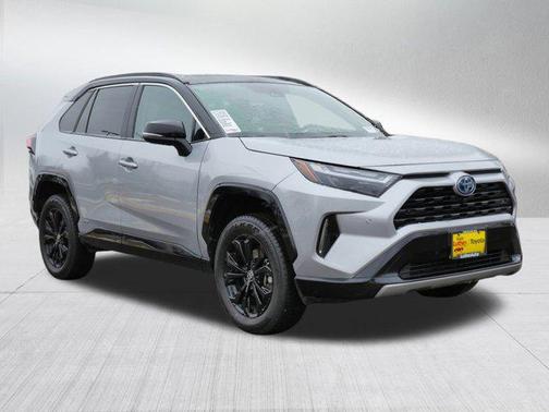 2024 Toyota RAV4 Hybrid SE