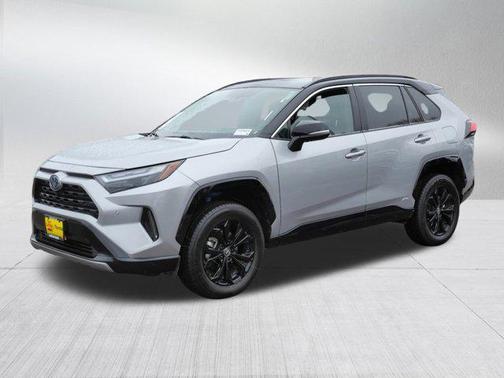 2024 Toyota RAV4 Hybrid SE