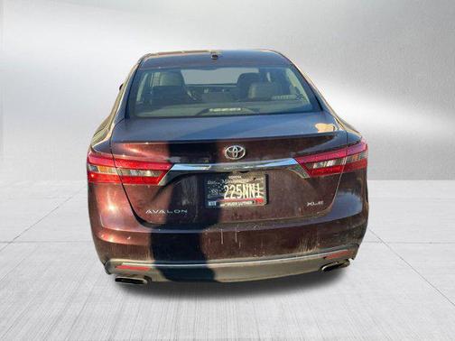 2017 Toyota Avalon XLE