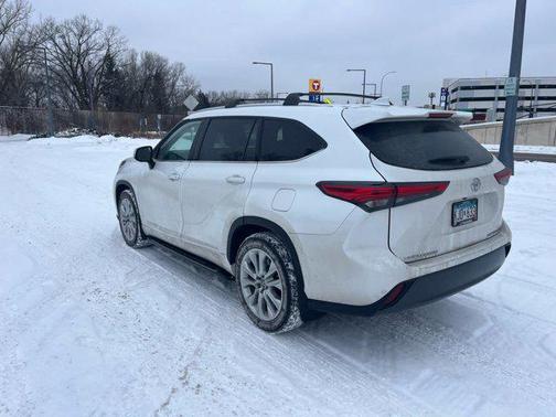 2023 Toyota Highlander Limited