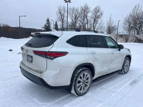 2023 Toyota Highlander Limited