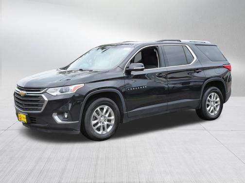 Mosaic Black Metallic 2018 Chevrolet Traverse LT Cloth