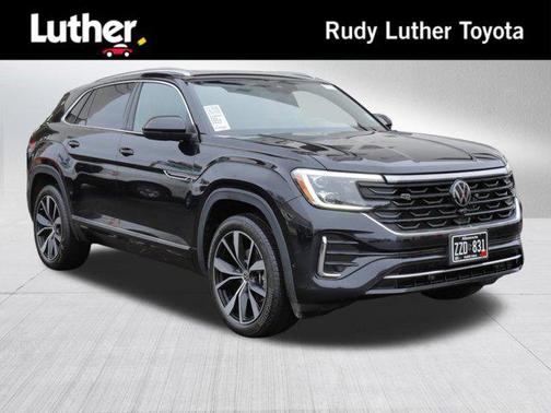 2024 Volkswagen Atlas Cross Sport 2.0T SEL Premium