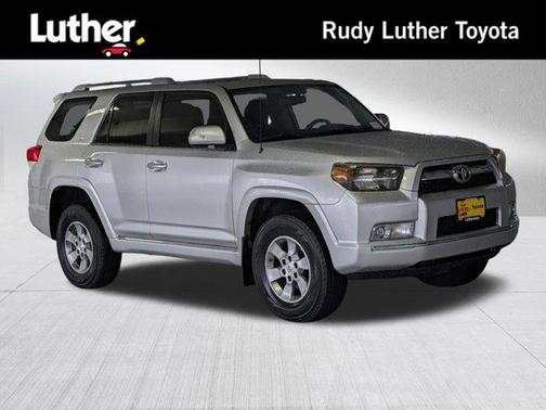 Classic Silver Metallic 2012 Toyota 4Runner SR5