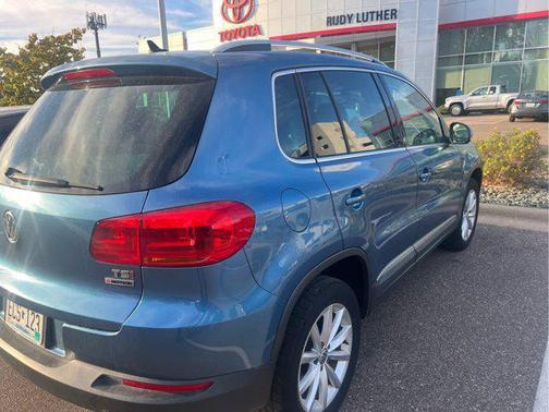 2017 Volkswagen Tiguan 2.0T Wolfsburg Edition