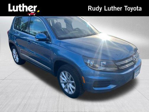 2017 Volkswagen Tiguan 2.0T Wolfsburg Edition