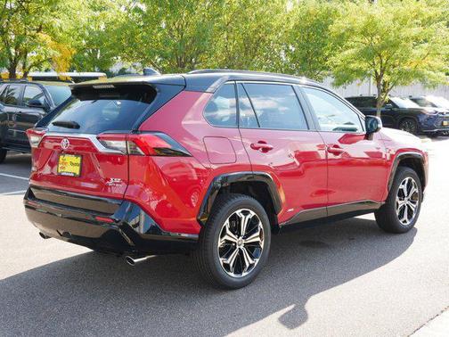 2025 Toyota RAV4 Hybrid SE