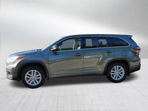 2015 Toyota Highlander LE