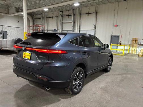 2021 Toyota Venza LE