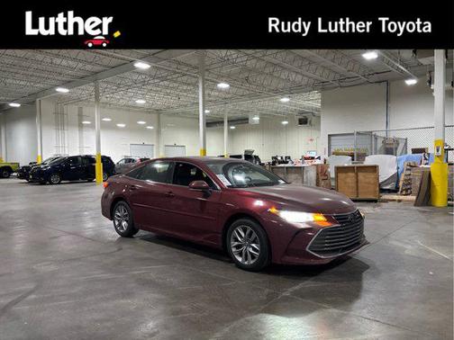 2022 Toyota Avalon XLE