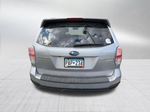 Ice Silver Metallic 2017 Subaru Forester 2.5i Premium