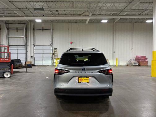 2025 Toyota Sienna XLE 7 Passenger