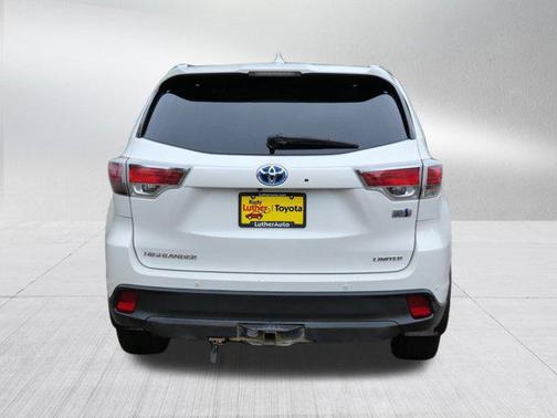 2015 Toyota Highlander Hybrid Platinum