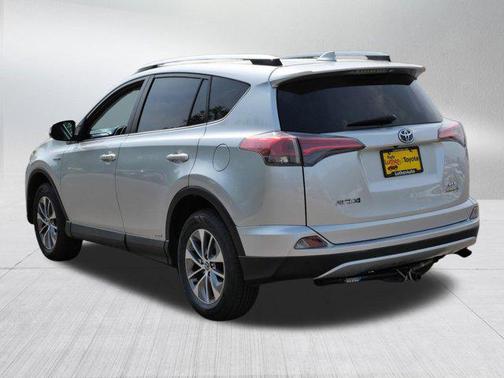 2016 Toyota RAV4 Hybrid XLE
