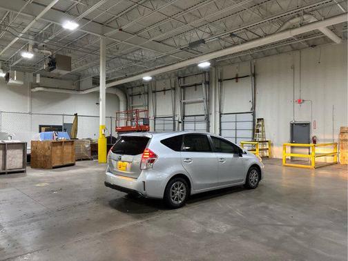 2017 Toyota Prius v Three