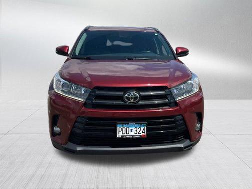 2017 Toyota Highlander SE
