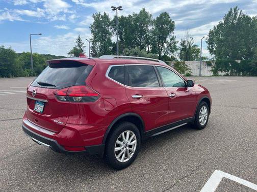 2017 Nissan Rogue SV