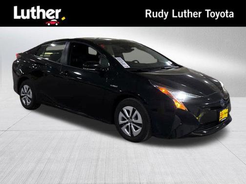 2017 Toyota Prius Four