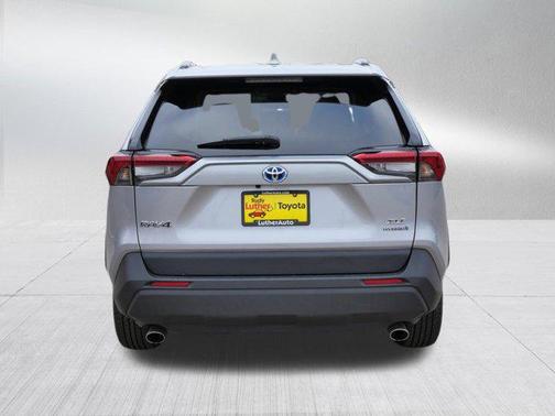 2022 Toyota RAV4 Hybrid XLE Premium