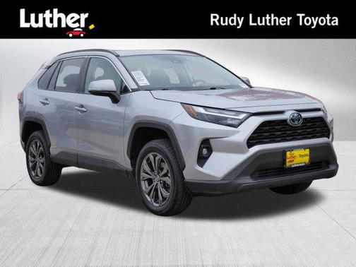 2022 Toyota RAV4 Hybrid XLE Premium