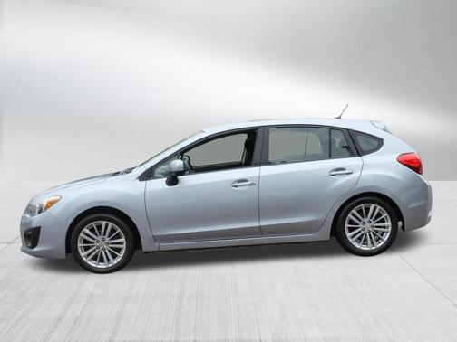 Ice Silver Metallic 2013 Subaru Impreza 2.0i Premium