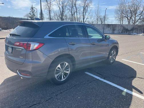Modern Steel Metallic 2017 Acura RDX Advance Package