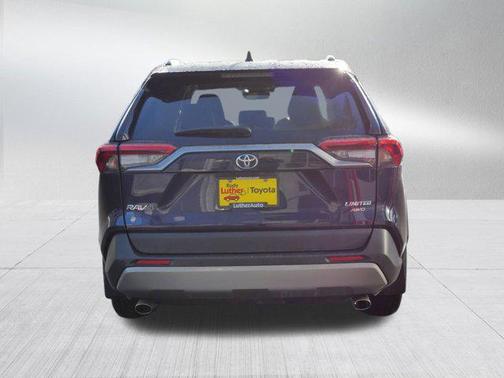 2022 Toyota RAV4 Limited